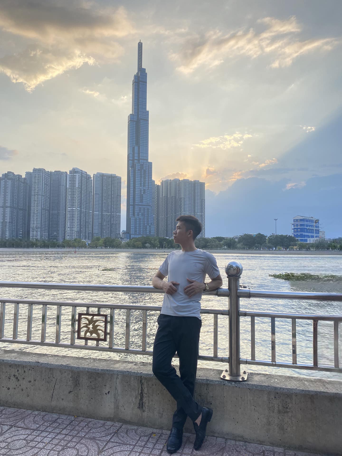 Thánh Lê