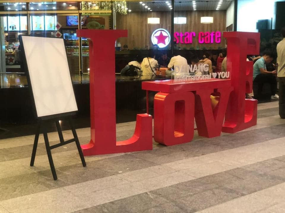 LẮP ĐẶT BỘ CHỮ ALU TẠI SÂN BAY ĐÀ NẴNG