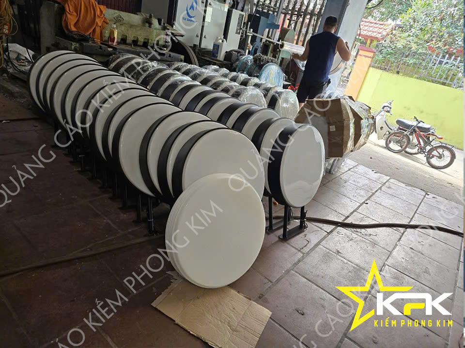 CHUYÊN GIA CÔNG SẢN XUẤT HỘP ĐÈN HÚT NÔI TẠI ĐÀ NẴNG